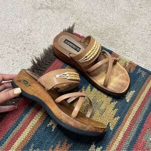 Candies Vintage 90s Wooden Leather Beaded Platform Sandals Size 7